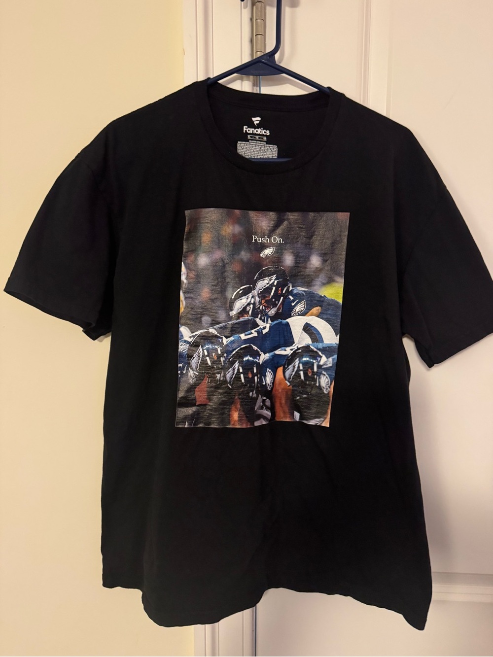 Philadelphia Eagles Fanatics “Push On” Jalen Hurts Black T-Shirt – Men’s XL